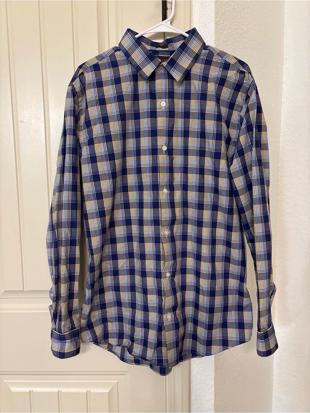 Fairlane & Sons Men’s XL Blue Plaid Button Down Shirt Wrinkle Free Slim Fit